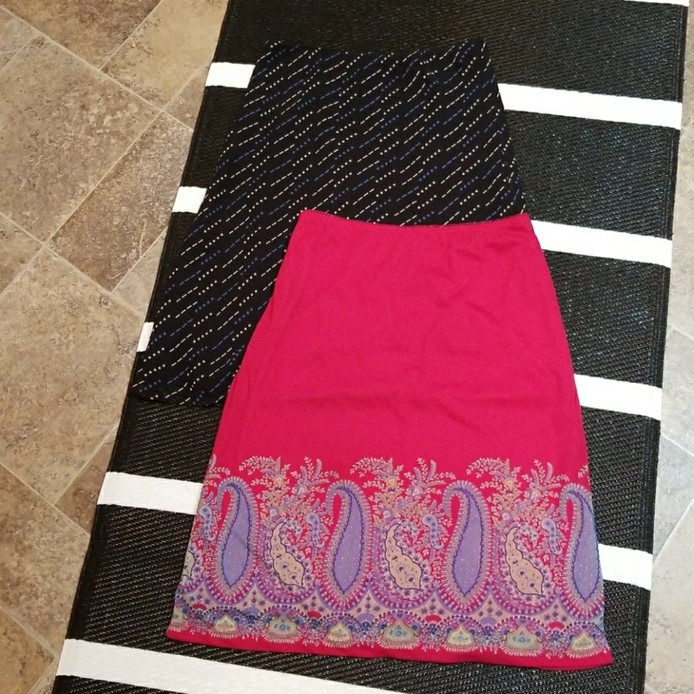 Express Skirt size S Red skirt Size M GREA…